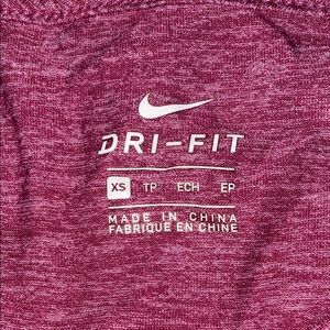 Nike dry fit legend tee